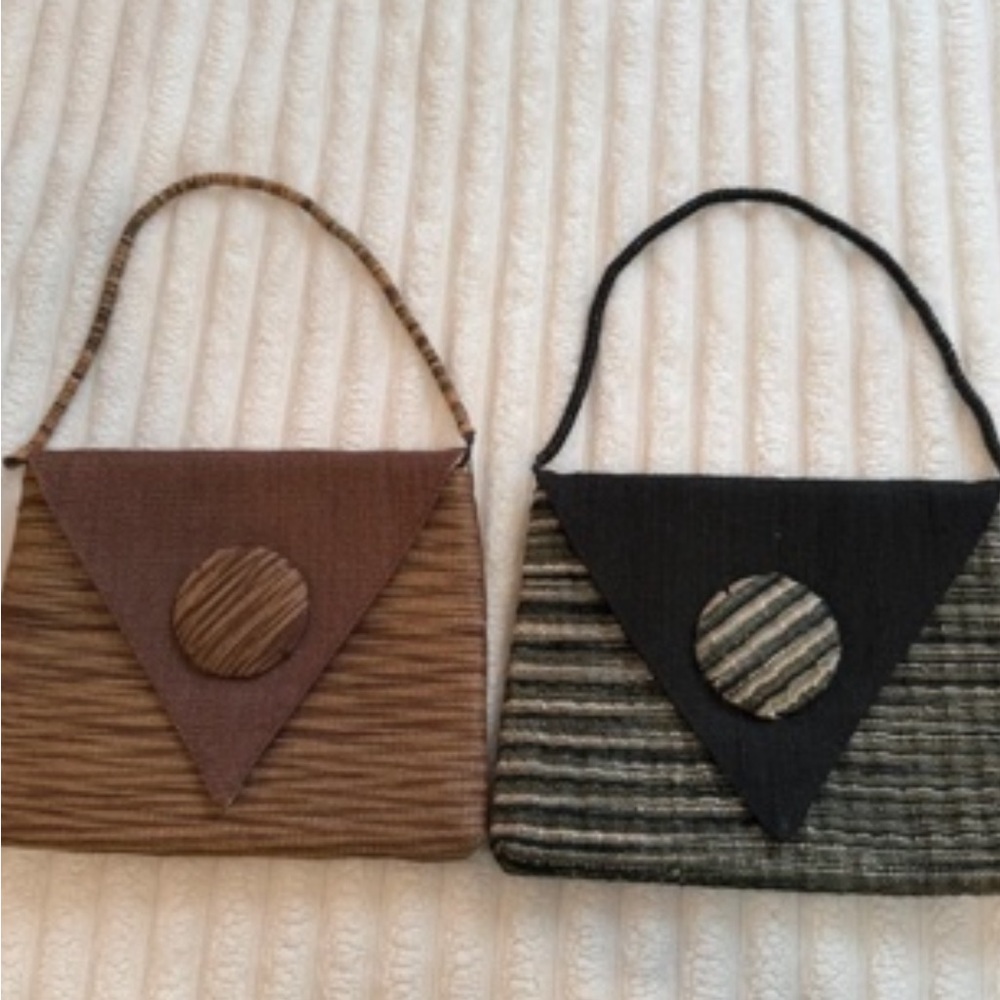 Textured Brown Triangle Accent Women's Shoulder Bag